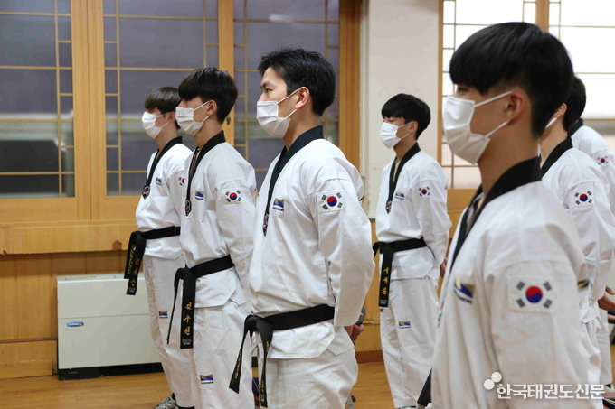 7월 23일(목) 국기원 강의실에서 개최된 ‘2020년도 국기원태권도시범단 비상근 단원 임명식’ 모습
