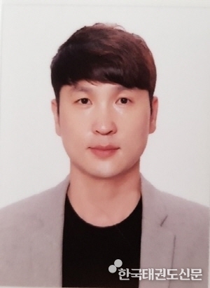 동아대 태권도부 이동주 감독