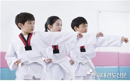 ‘고사리 손’아틀리에 이미지