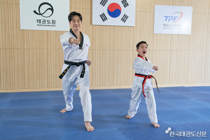 김재원·김이준 부자, 태권도가 필요해 프로모션 영상 촬영 (장소: 태권도원 도약센터 소수련실)
