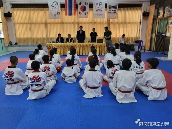 국기원 승품(단)심사 장면
