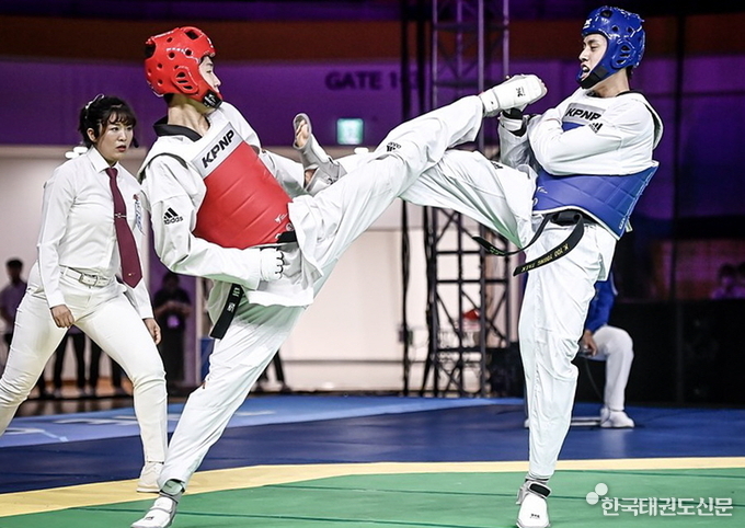2024년 파리올림픽 태권도 금메달리스트인 박태준 선수가 태권도원에서 열린 ‘2022 세계태권도그랑프리챌린지 대회’에 참가한 모습