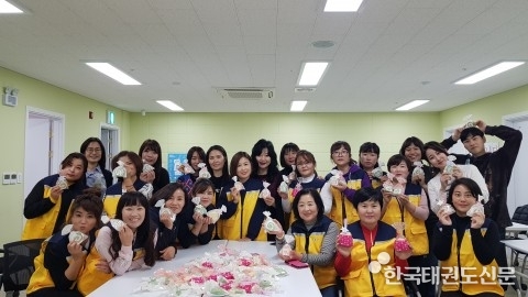 국제아로마테라피임상연구센터, 부천대학교 남북하나지원센터 아로마 봉사 동아리와 자원봉사 실시