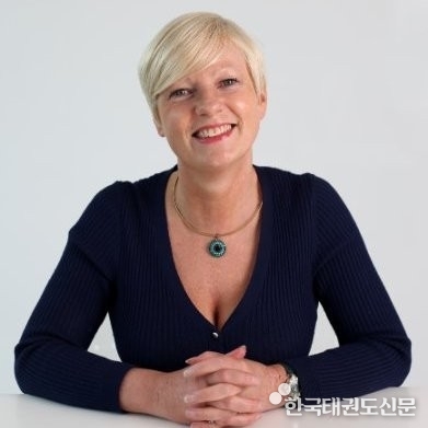 바카디, 패트론 테킬라·그레이 구스 보드카 담당 최고 마케팅 책임자에 업계 베테랑 캐시 파커 선임
