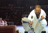 홍성무 태권도9단, 광화문 한마음 축제 대리석 격파 시연